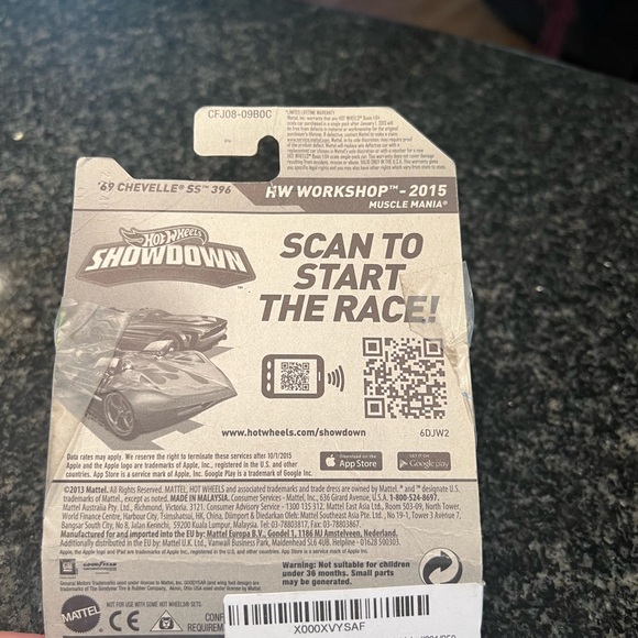 HOT WHEELS 1969 CHEVELLE WHITE WITH BLACK STRIPES NEW IN BOX - Picture 2 of 2